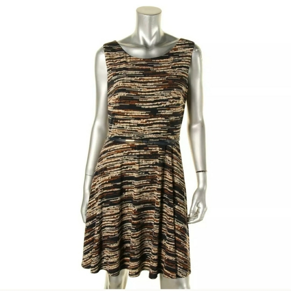 Jessica Howard Dresses & Skirts - NWT JESSICA HOWARD Belted dress